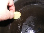 Petrezselymes újkrumpli - Egy próbakrumplival nézd meg, hogy forró-e az olaj!