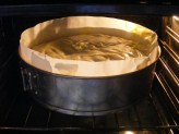Piskótatorta eperrel - Tedd be a tortát a 175 fok meleg sütőbe!