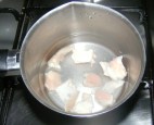 Kínai kaja - A kövérjét odatettem főni, kevés vízben, egy csipet sóval.
