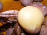 Krumplisaláta - Húzd le a krumplik héját!