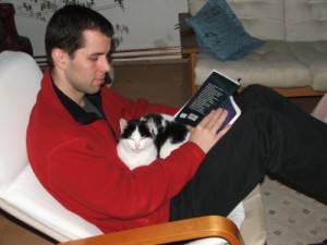 Spanni cica - Miki ölében