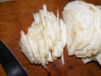 Zelleres zabpehelygolyó - Vágd fel a zellerlapokat vékony csíkokra!
