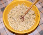 Zelleres zabpehelygolyó - A zabpehelygolyó masszája.