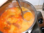 Savanyú krumplifőzelék - Merj egy kis lét a főzelékből a merőkanálba!