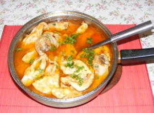Csirkepörkölt - Kész, serpenyőben