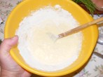 Csirkemelles töltelék - Keverd el a lisztet a masszával!