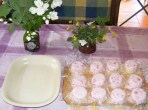 Epres krémtúró muffinformában - Készíts oda egy süteményestálat a túrótortácskáknak!