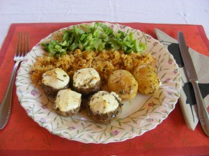 Juhtúróval töltött sült gomba