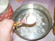 Rácsos almatorta - Szórj egy kis lisztet a tortaformába!