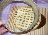 Rácsos almatorta - Fél óra múlva lecsatolhatod a tortaforma oldalpántját.
