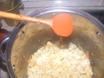 2870-1fakanal-paprika (151 x 113) Karfiolleves - Szórj bele egy fakanál pirospaprikát!