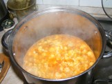 Karfiolleves - Fő a leves. Karfiolleves - Fő a leves.