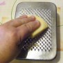 Lila hagymás kifli - Reszeld le a sajtot!