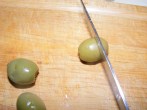 Olajbogyós kenyér - Vágd le az olajbogyószem harmadát!