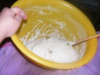 Olajbogyós kenyér - Alakul a tészta!