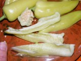 Kínai kaja - Egy paprika felszeletelve.