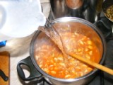 Gombaleves - Öntsd fel egy liter vízzel!