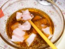 Fondüzés - A csirkemelldarabokat tedd a páclébe!