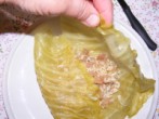 Töltött káposzta - Hajtsd rá jobbról a levelet a töltelékre!