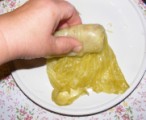 Töltött káposzta - Göngyöléskor kicsit szélesedik lefelé a levél.