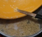 Nokedli - A szaggatás végén kapard ki a tálból is a tésztát!